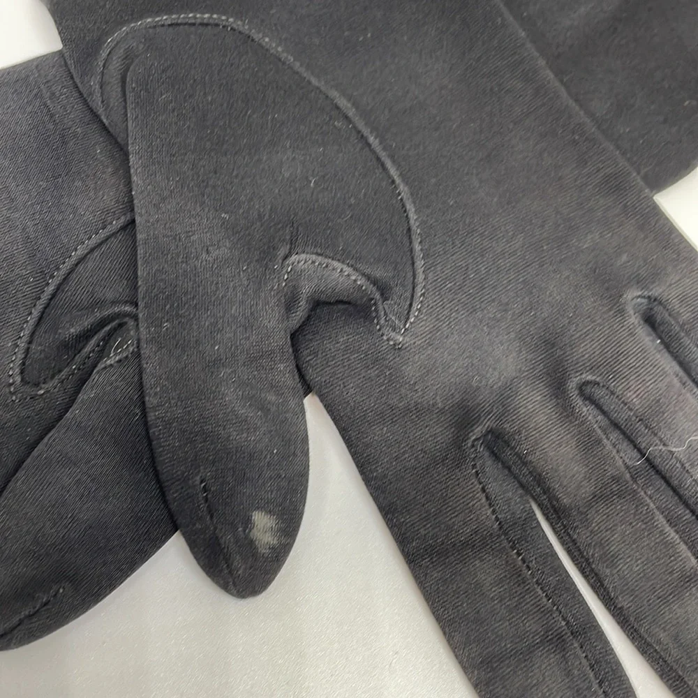 Ladies vintage 1950s elegant 3/4 beaded cocktail gloves
